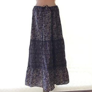 Gap peasant skirt in purple tones